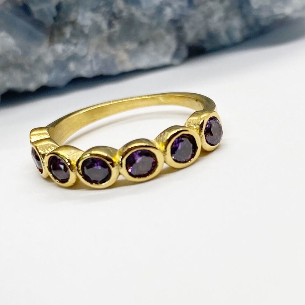 NEW Gold & Purple Zirconium Gemstone Statement Ring - Picture 3 of 16